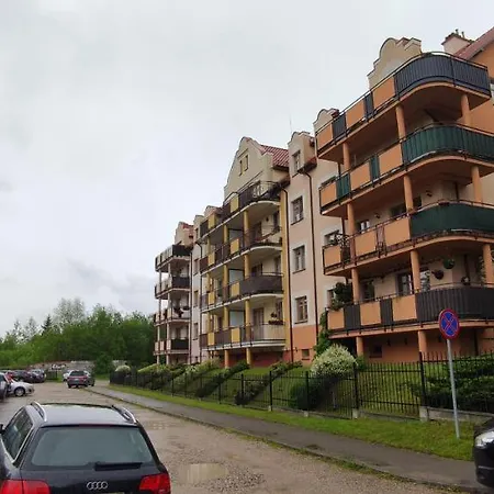 Apartament „nad Jeziorkiem“ *